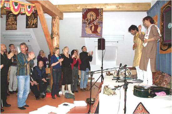 Standing Ovation by the Audiance at Groningen, Netherlands, May 2009